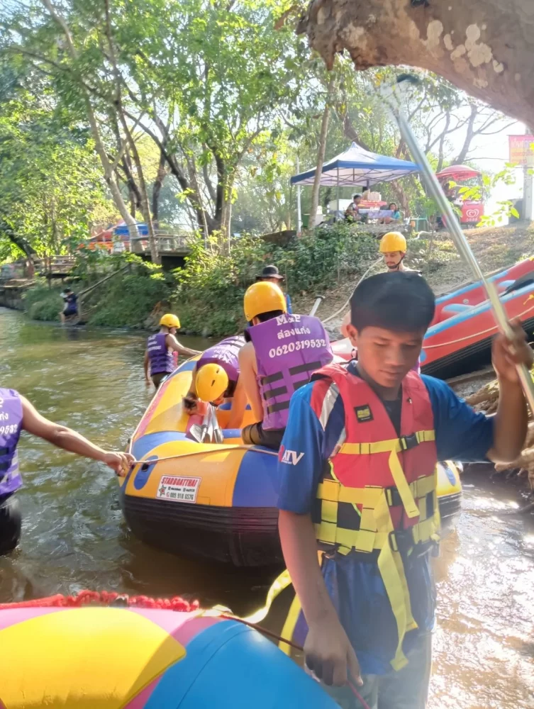 เหมารถตู้พร้อมคนขับสวนหลวง